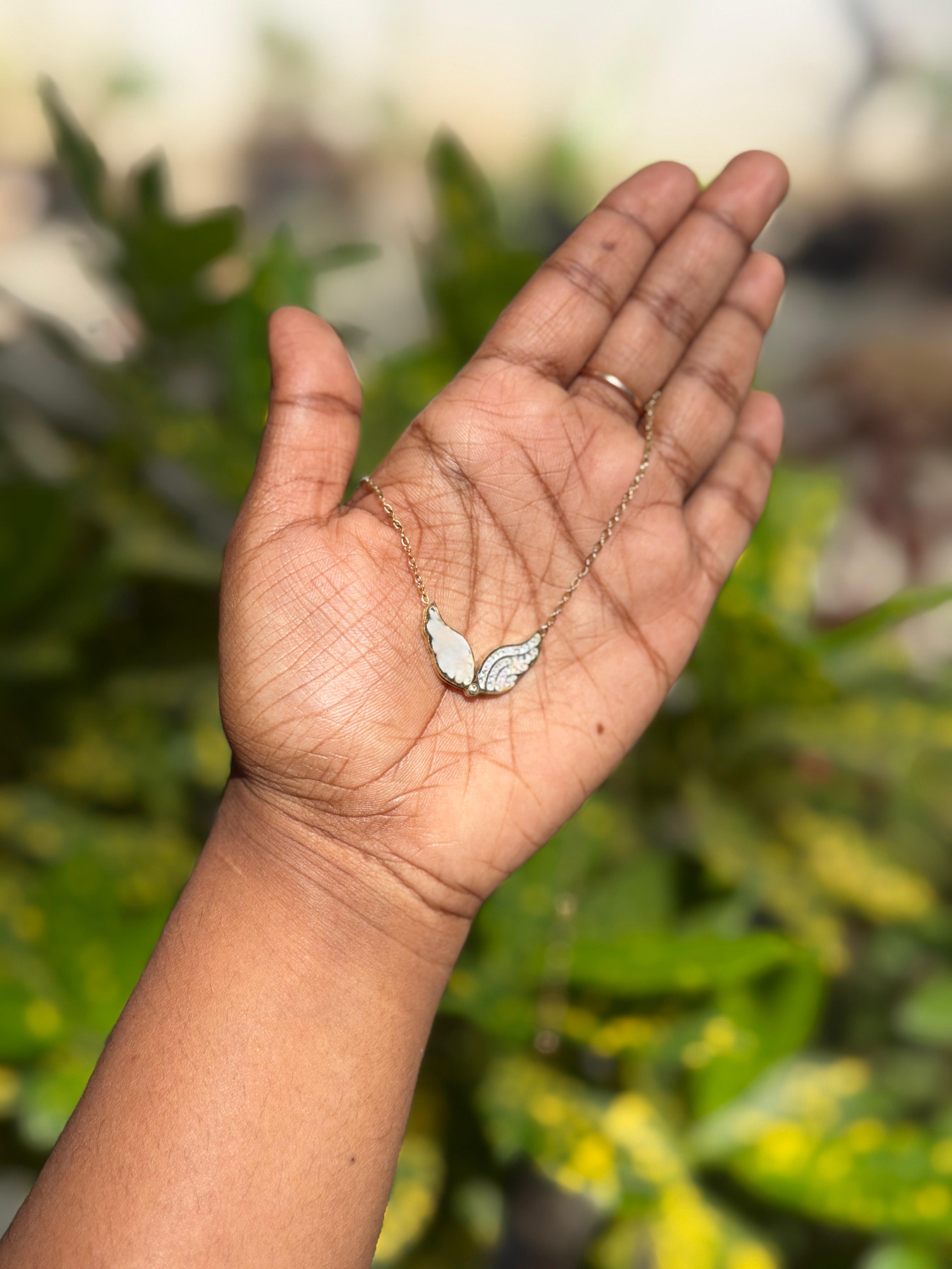 Wing Char Pendant Chain