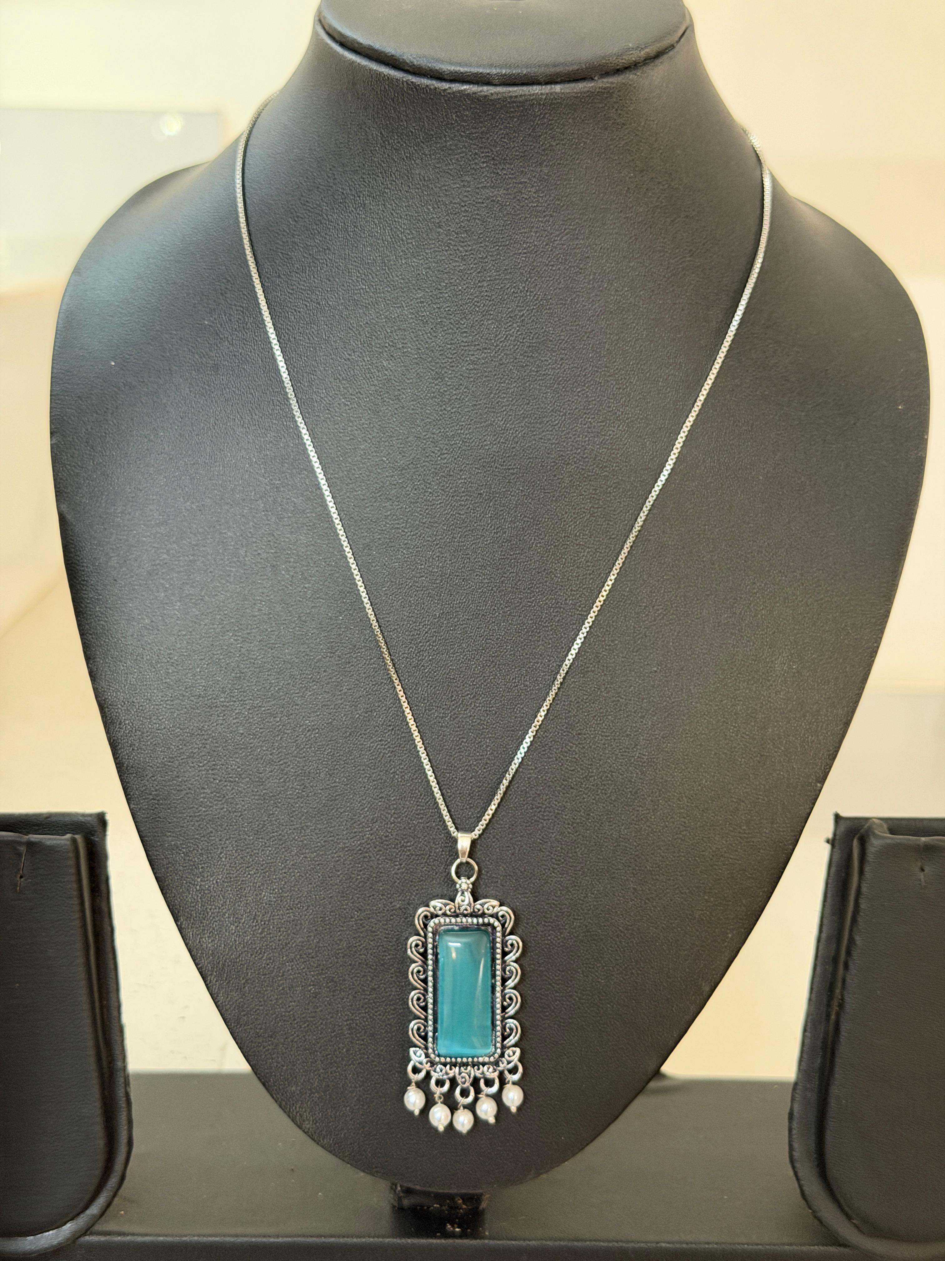 Vintage Pearl Drop Pendant Chain